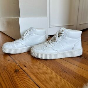 American Eagle White High-Top Sneakers